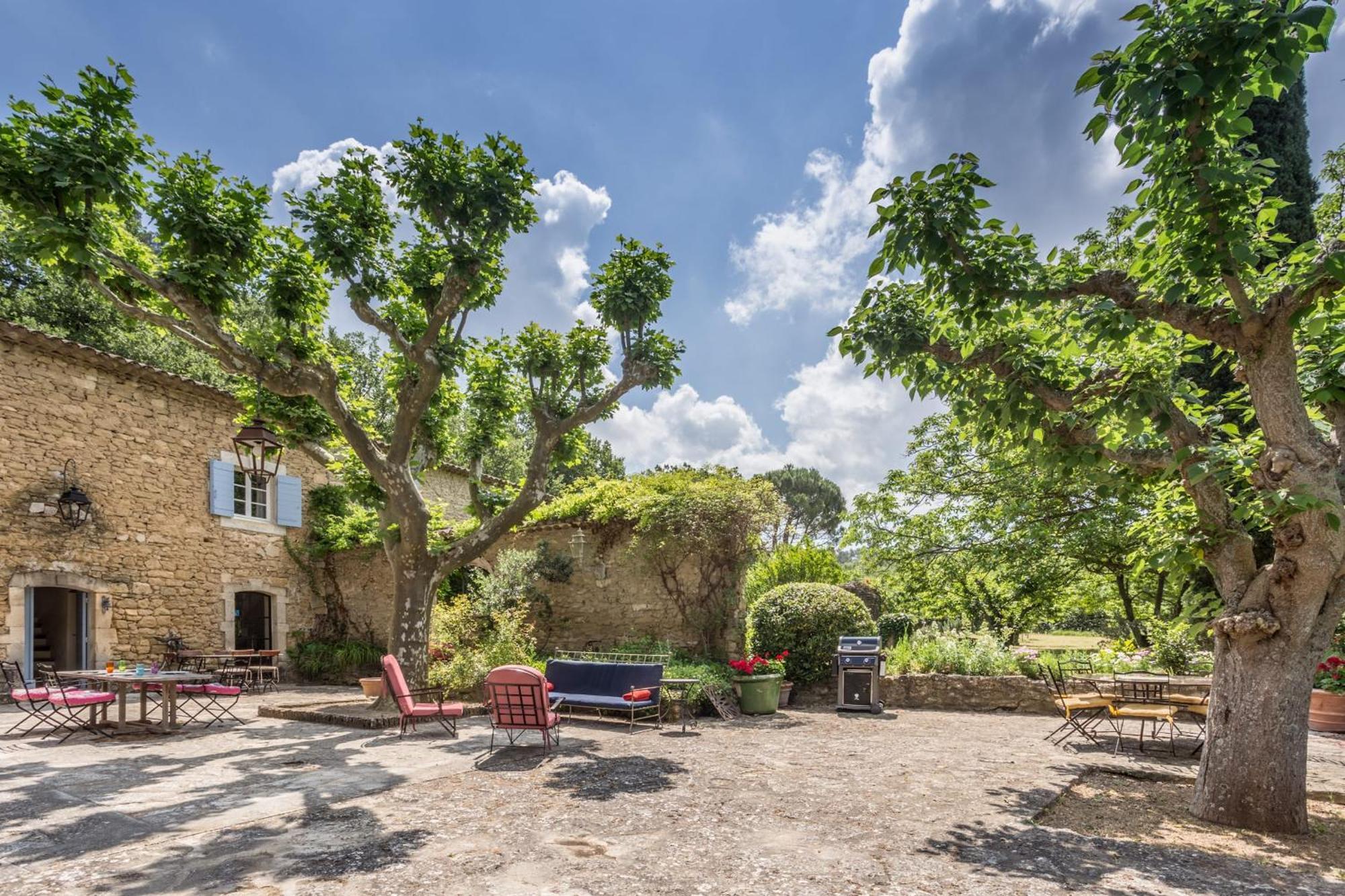 La Maison Des Artistes Ménerbes Exterior foto